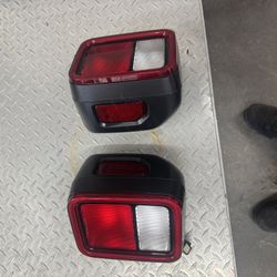 2020-2024 Jeep Gladiator JT OEM Halogen Tail Lights