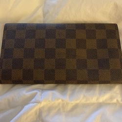 LV Wallet Emilie Style 