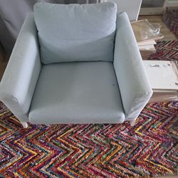 Ikea Chair with cover curve pick up