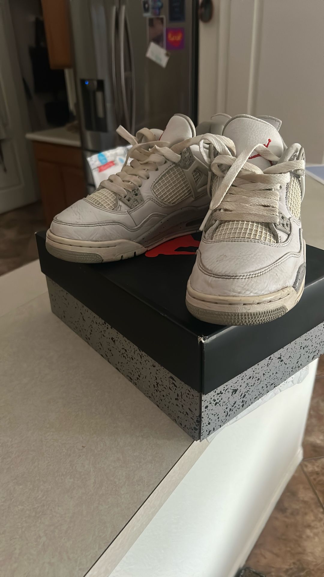 Air Jordan Four Retro Youth Size 4.5y