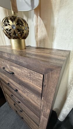 5 DRAWERS CHEST