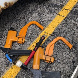 Clabadora De Pisos Una De Clavos Una De Grapas Las Dos 