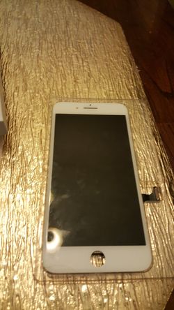 Iphone 7 plus original screen cracked(No lcd damage)