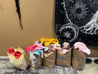 Baby clothes girl 0 to9 months