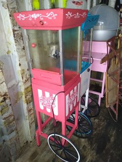 Popcorn machine carnival style