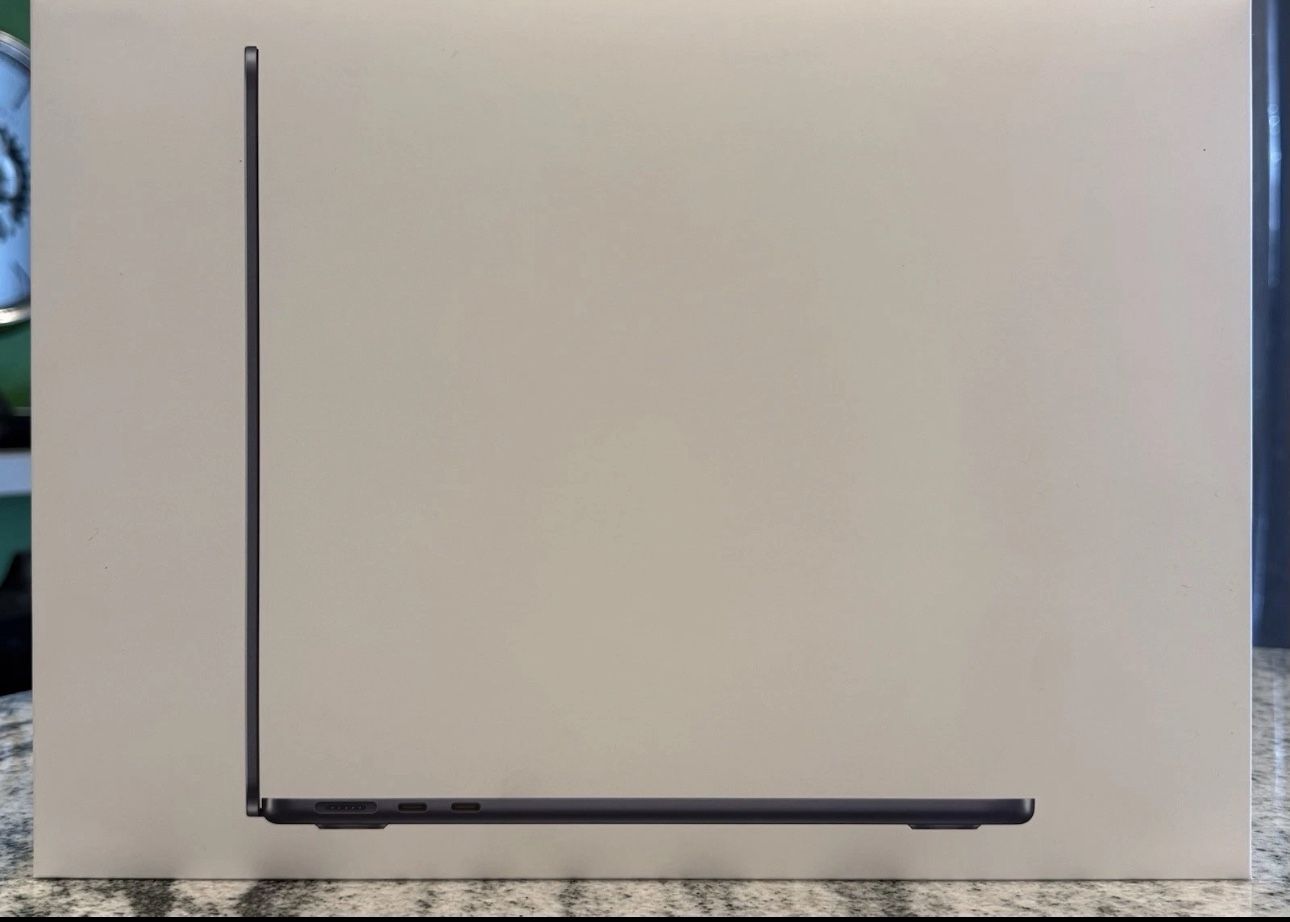 New Sealed Box W/ Apple 13” MacBook Air M4 Chip with 16GB RAM 256GB SSD Liquid Retina Display - Located In Fishers 