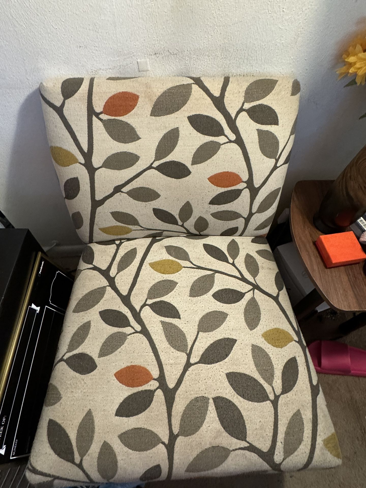 Nice Decor Chair