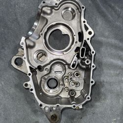NEW YAMAHA RAPTOR YFM 700/700R OEM 2006-2024 Right Side Crankcase Case With Left