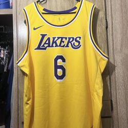 Lakers LeBron James Jersey