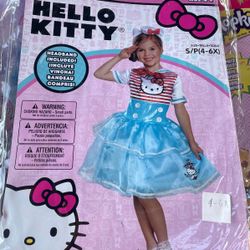 Costume Girls