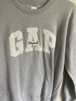 Gap sweater