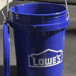 Lowe’s mini bucket with lid
