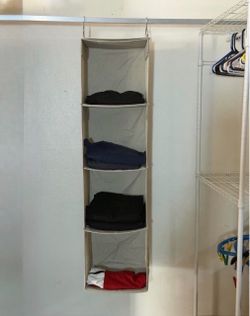 Hanging closet organization
