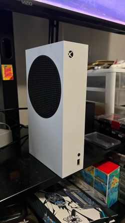 Xbox s used  with controller and 1tb storage card