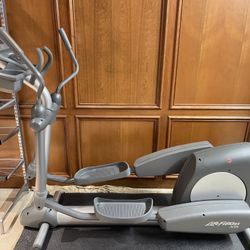 Life Fitness Elliptical 