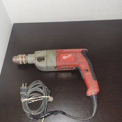 Milwaukee 1/2in 7.5 Amp Corded Hammer Drill