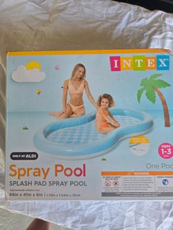 Spray pool