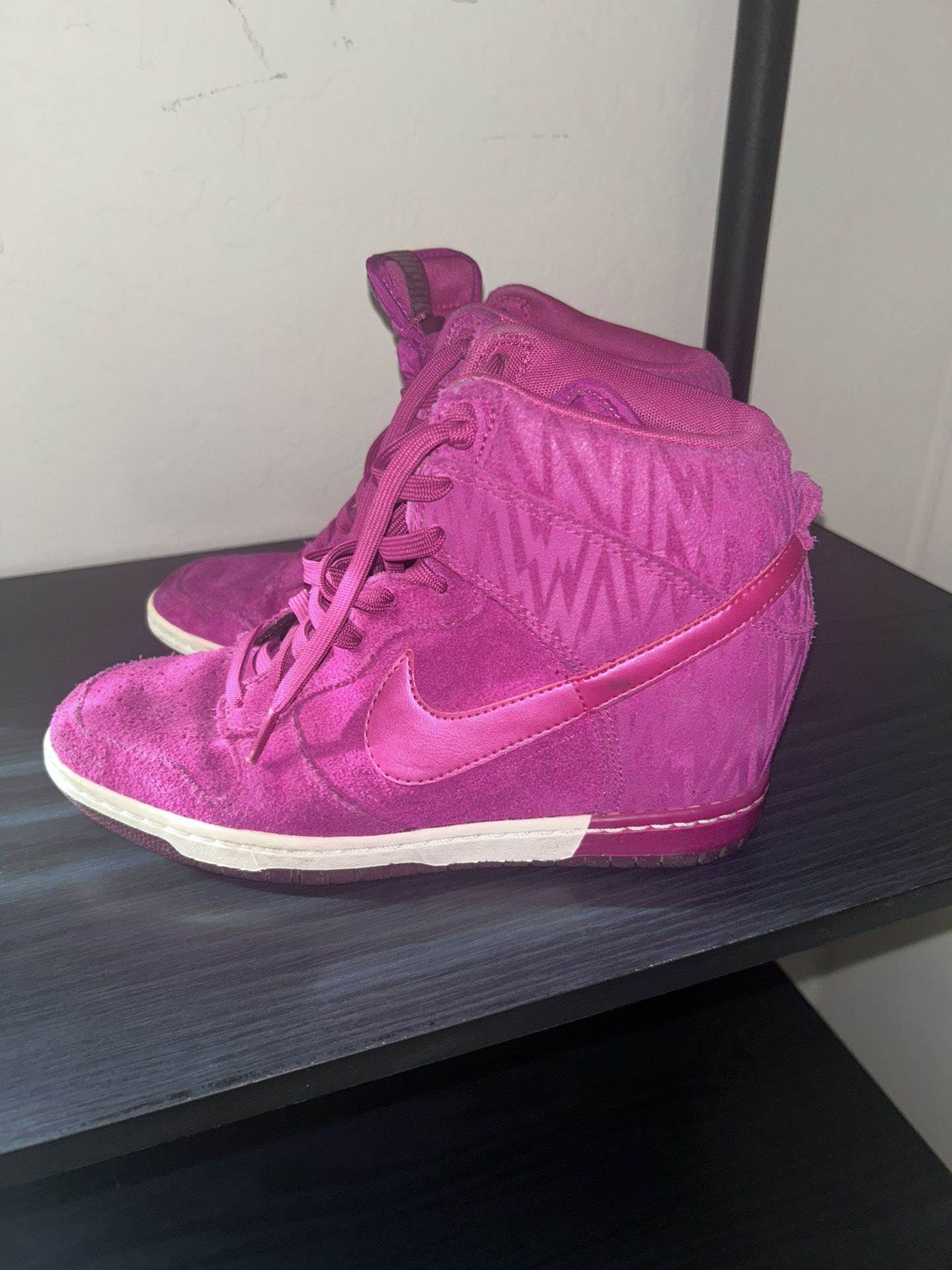 Gently Used - Nike Women’s SIZE 9 Dunk Sky Hi Magenta Suede High Topped Hidden Wedge Sneakers
