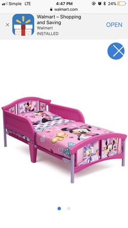 Minnie Mouse toddler bed