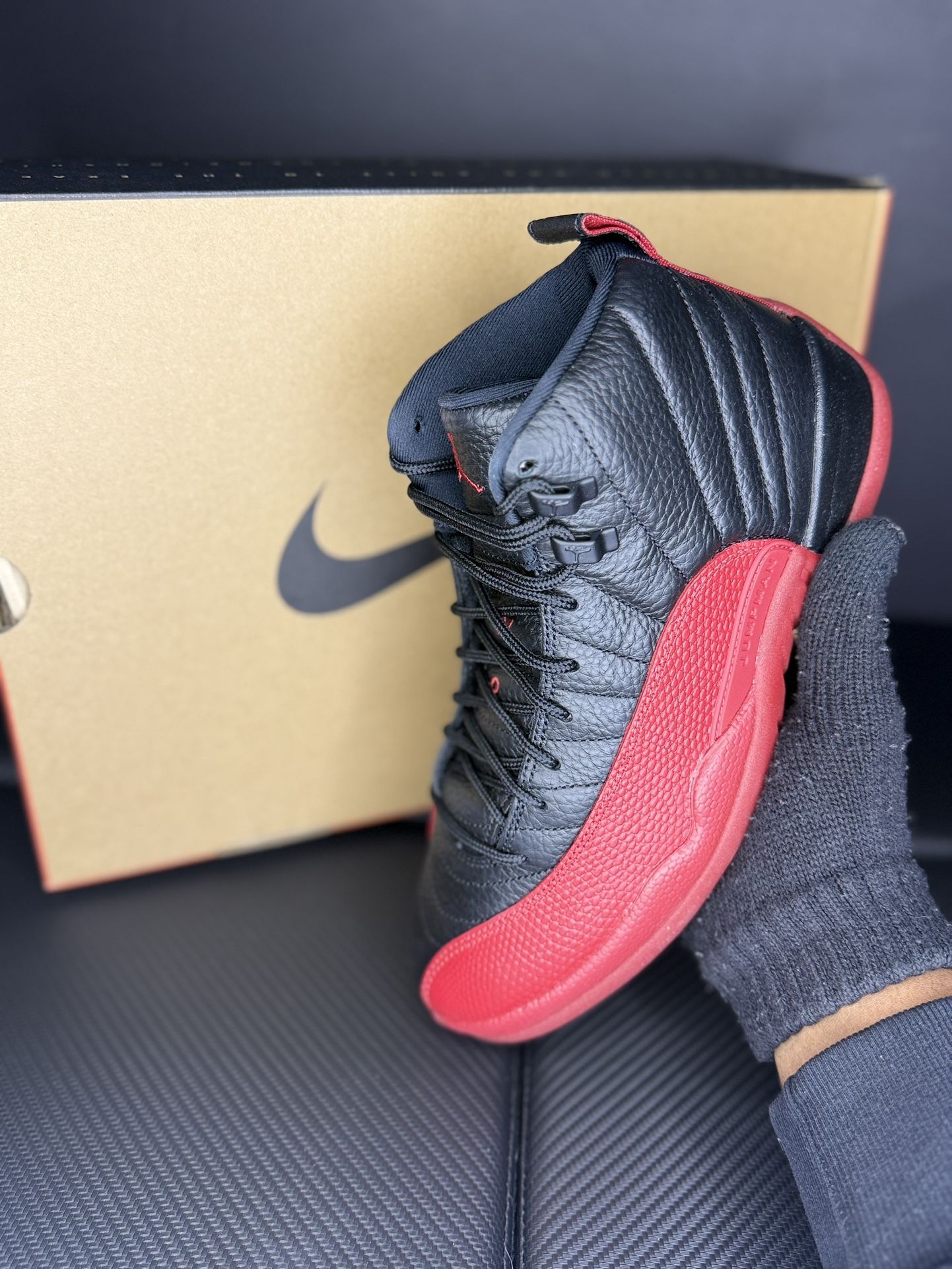 JORDAN RETRO 12 - FLU GAME