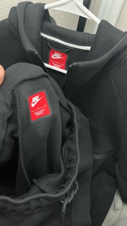 Nike Tech Fleece Full-Zip Hoodie Black Large and large sweats