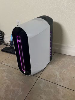 Alienware R9 i7 9700 RTX2080 Super 16GB 512GB M.2 NVME WiFi Bluetooth