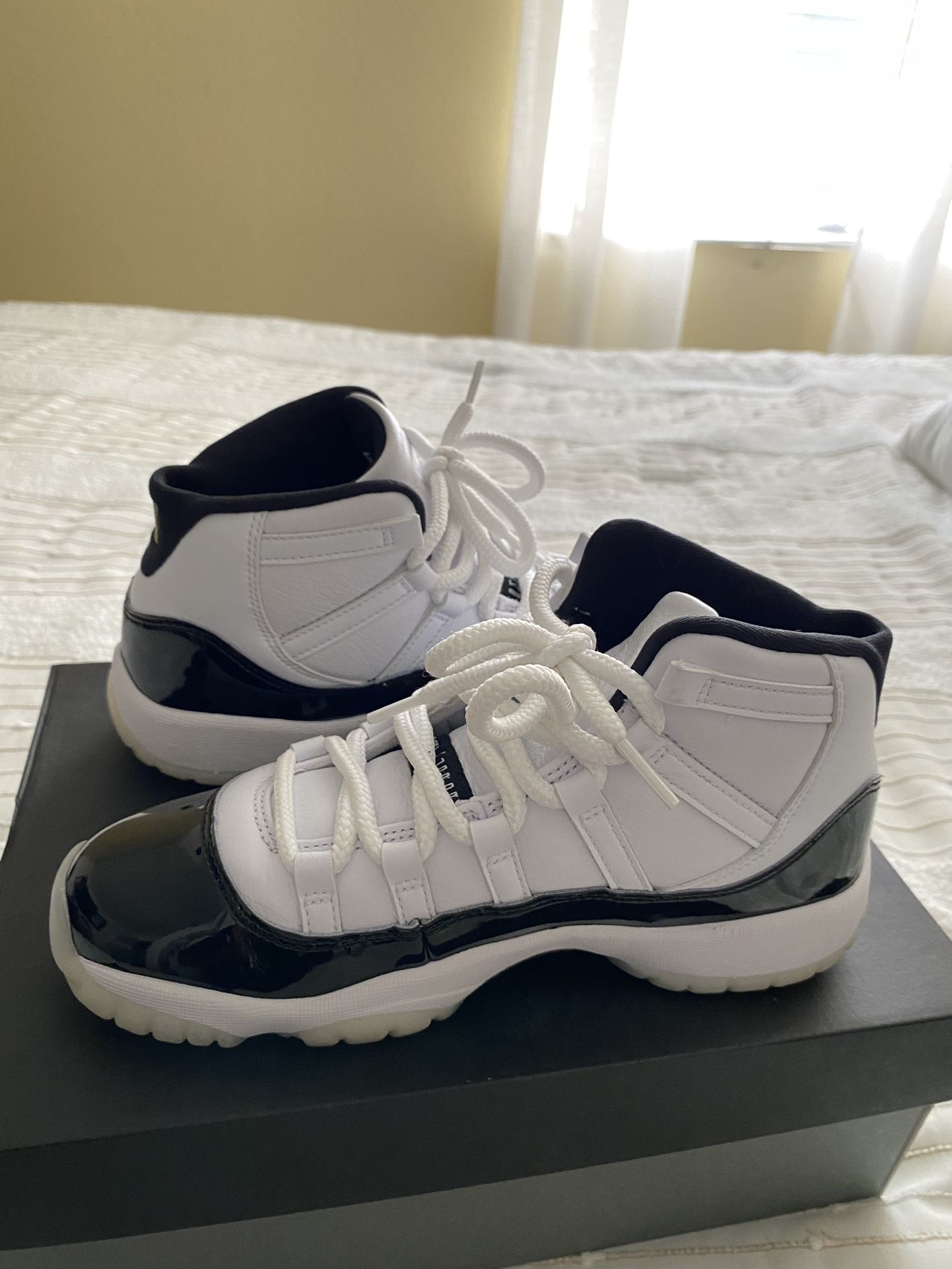Jordan 11 Gratitude Retro