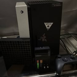 Xbox Series X And Xbox One s (digital)