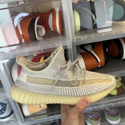 Yeezy 350 V2 Lundmark Size 10