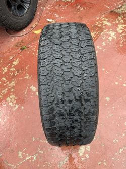 Tire 255/60/20