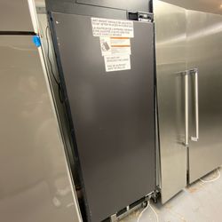 JennAir Freezer 30”Inch Panel Ready 