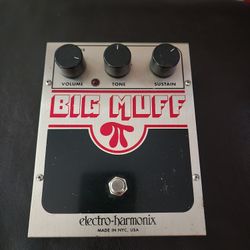 EHX Big Muff Pi Fuzz Guitar Effect Pedal