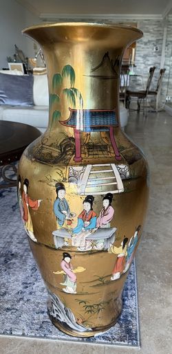 Vintage Japanese Satsuma Vase. 36 high by 12 wide