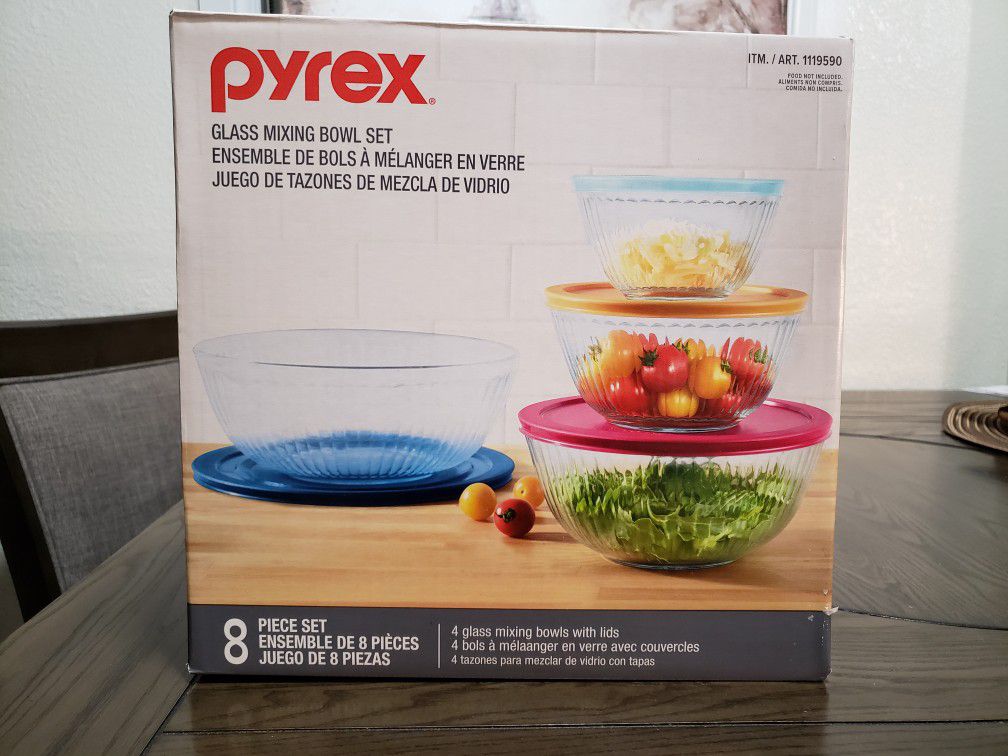 Pyrex 8-piece Glass Sculpted Mixing Bowls