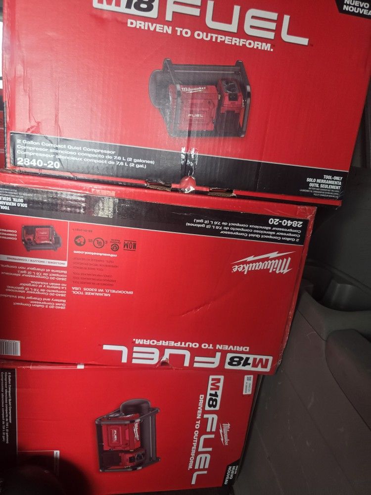 Air Compressor Milwauke 18v New Tool Only