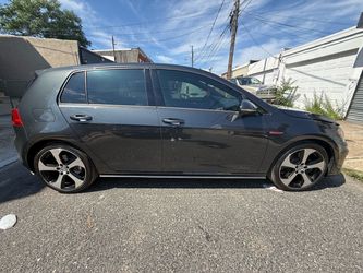 2017 Volkswagen Golf GTI