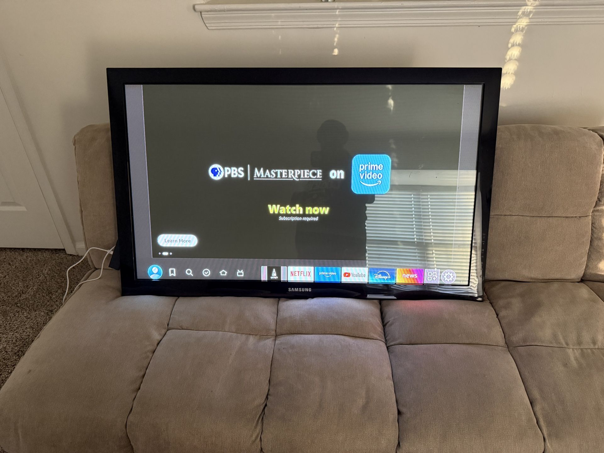Samsung And Element Tv
