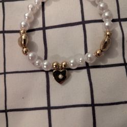 Heart Theme Gift Bundle for Girls – Jewelry Box, Accessories & Fidget