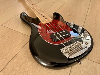 Sterling by Music Man RAYSS4 Short Scale Stingray Bass Guitar Black Finish.