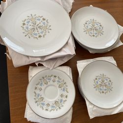 16pcs Germany Made China Plates