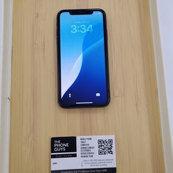 Apple iPhone 11 (Unlocked) - Pre-Owned