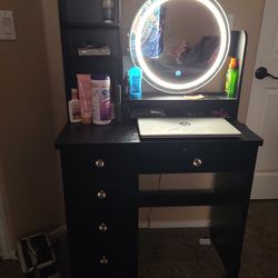 New  Bedroom Vanity Desk 