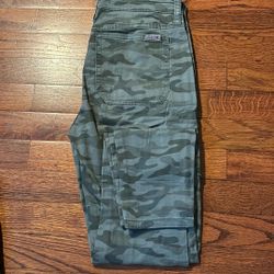 Joe’s Utility Jogger, Camo, Size 26