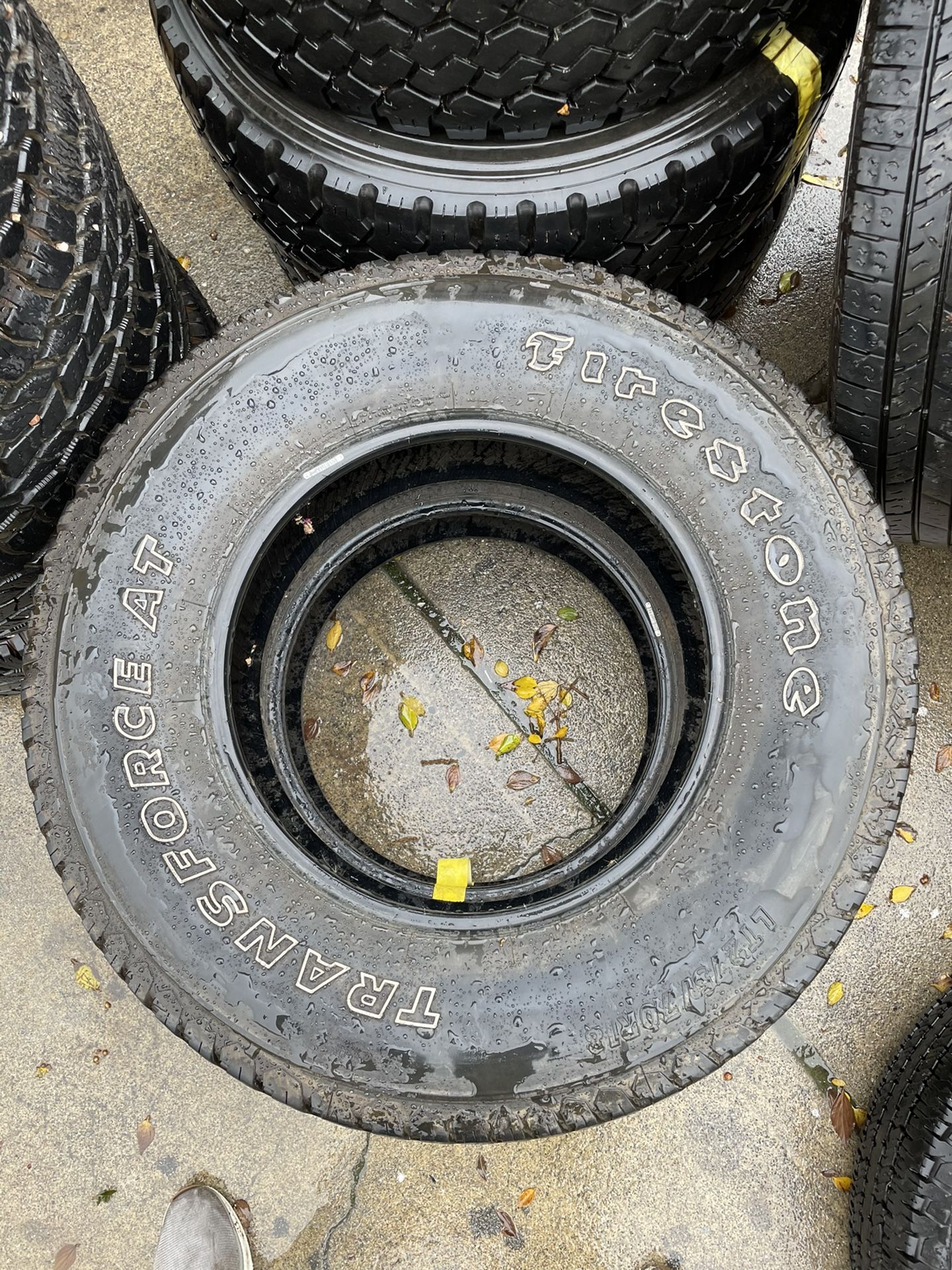 FIRESTONE TRANSFORCE AT LT 275/70/18 PAIR OF LT TIRES
