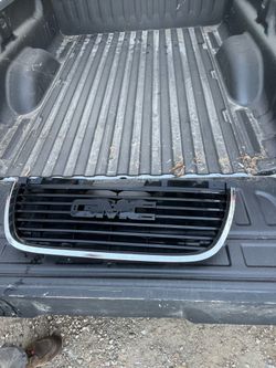 Yukon 2007-2014 grill