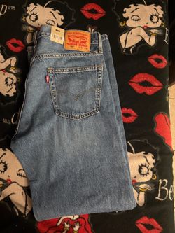 Levi’s 555 means Relaxed fit jeans