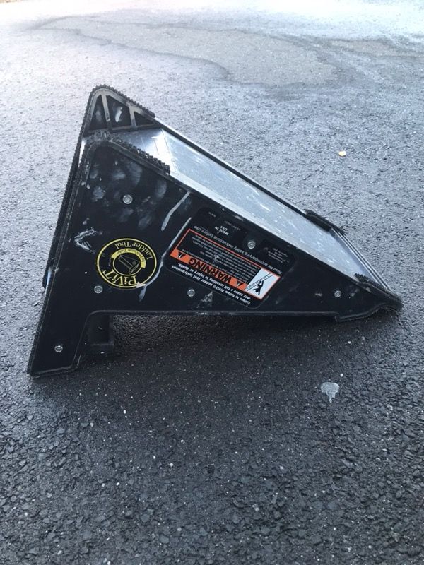 Roof and stairs stabilizer