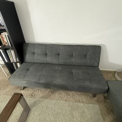 2 sofa cama y mesa de centro