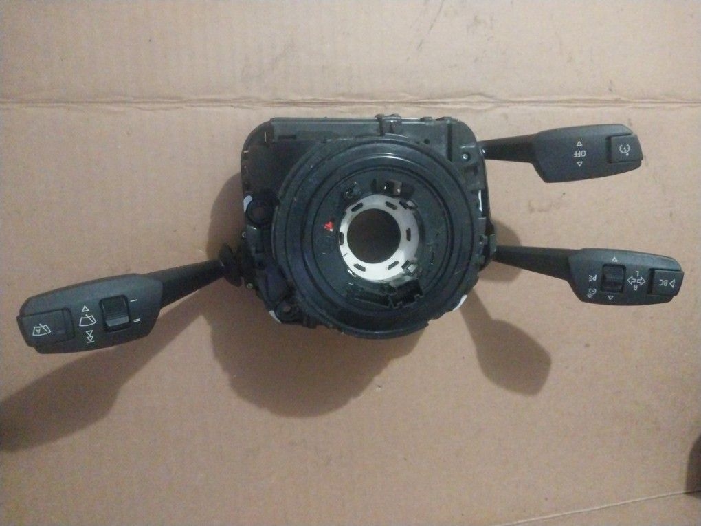 Steering Wheel Clock Spring Turn Signal E90 325i 328i 330i 335i