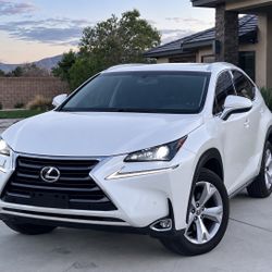 2017 Lexus NX 200t